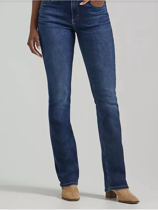Lee Denim - Lee, Mid-Rise Straight Leg Deep Indigo Jeans. Size 16Short/Petite